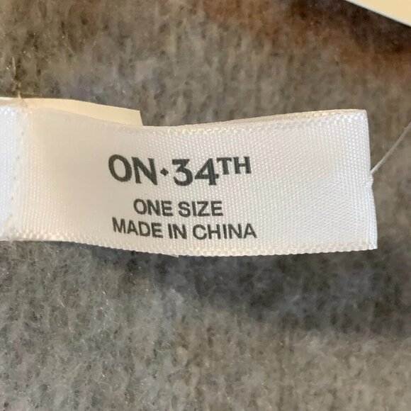 On 34th Adult Convertible‎ Plaid Soft Multi Form Scarf One Size NWT - Picture 8 of 14